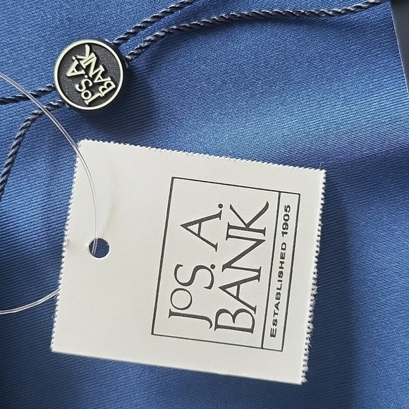 2314- JoS. A. Bank Traveler Tailored Fit Blue Color Size 3XLT NWT - Picture 7 of 8